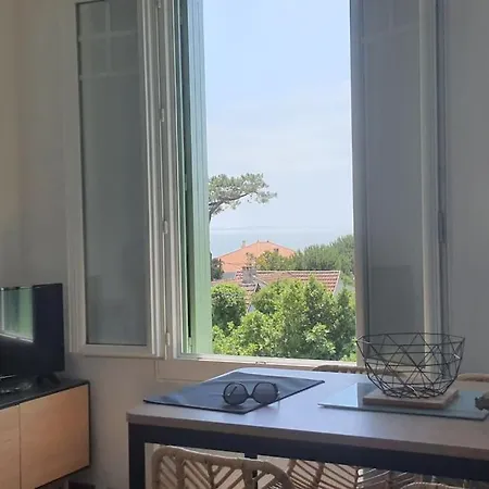Appartement Studio Lumineux Sur Balcon Avec Vue Mer Et Plage