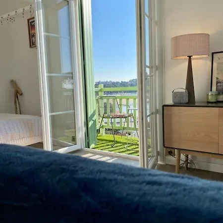 Studio Lumineux Sur Balcon Avec Vue Mer Et Plage Appartement *